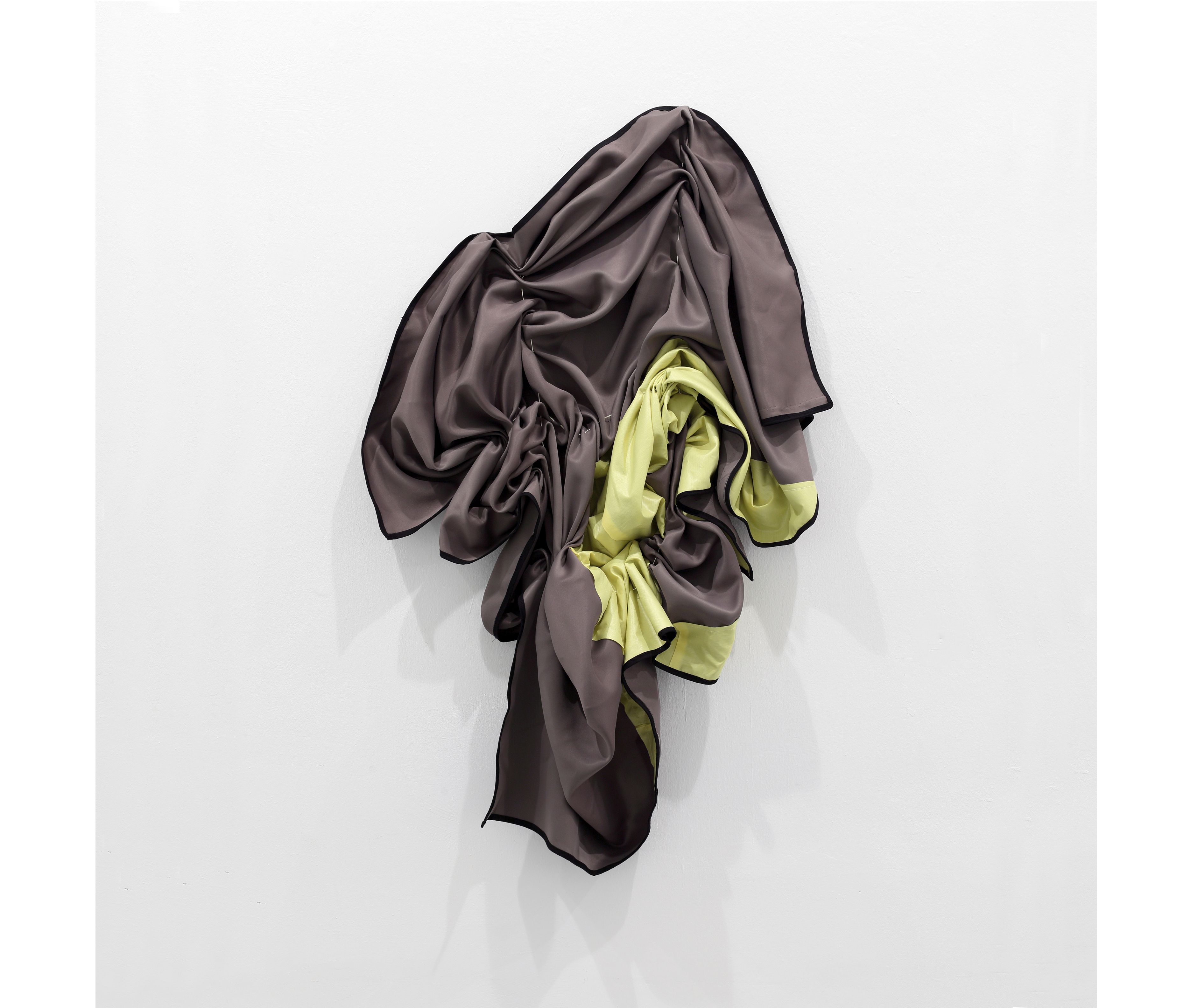 De costura. Trabajo de aguja. Recogido líneas aleatorias